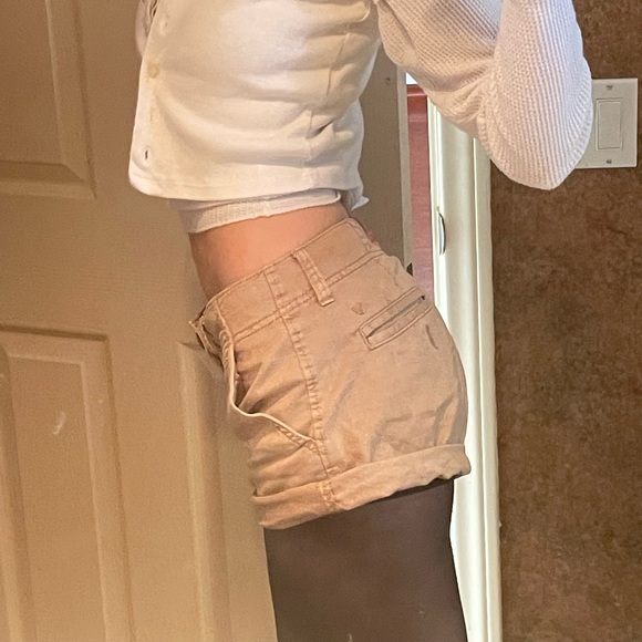 ❤️SOLD American eagle khaki shorts - Picture 3 of 3